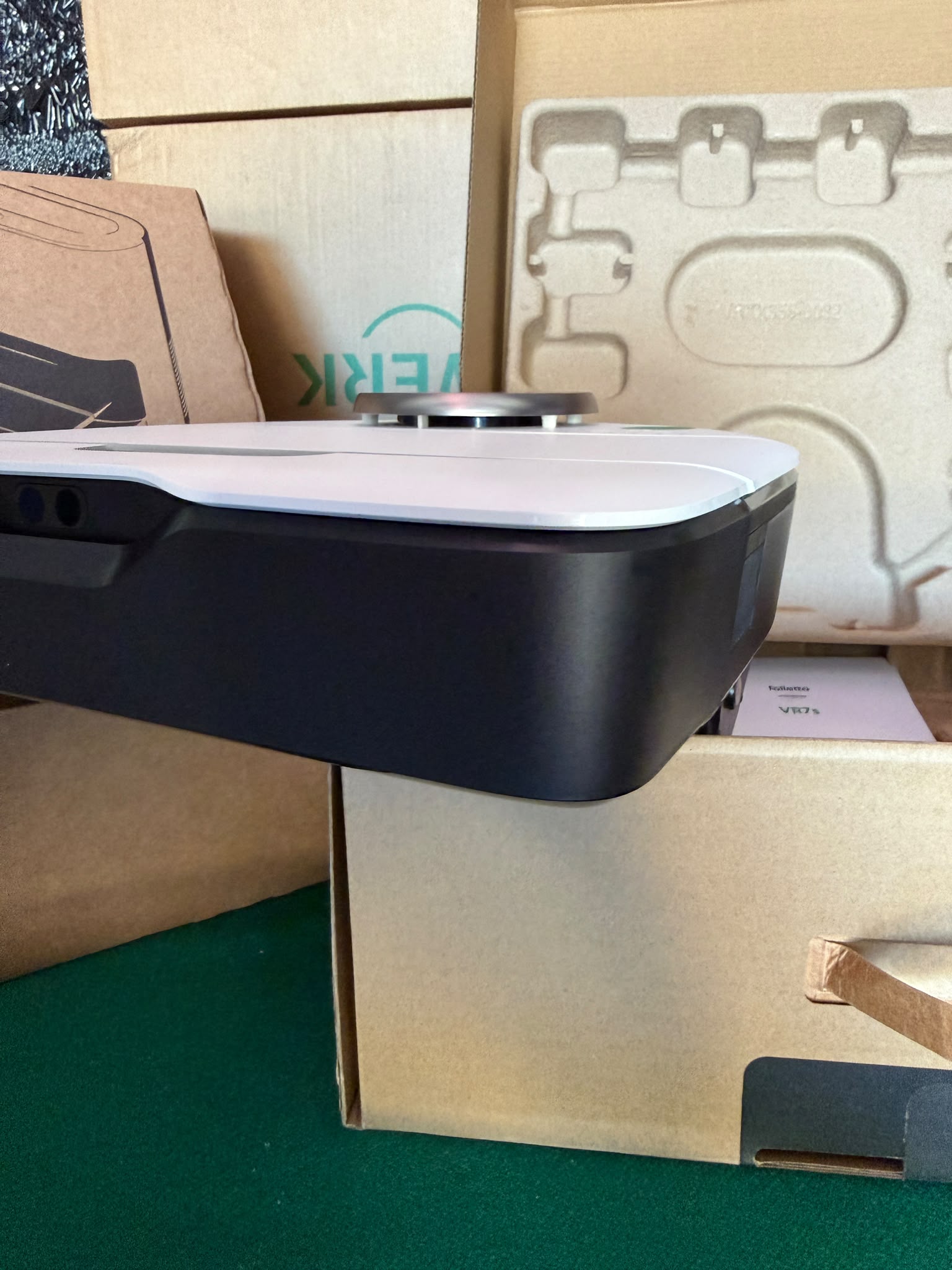 Folletto Vorwerk VR7s Robot Aspirapolvere espositivo garanzia 12 mesi