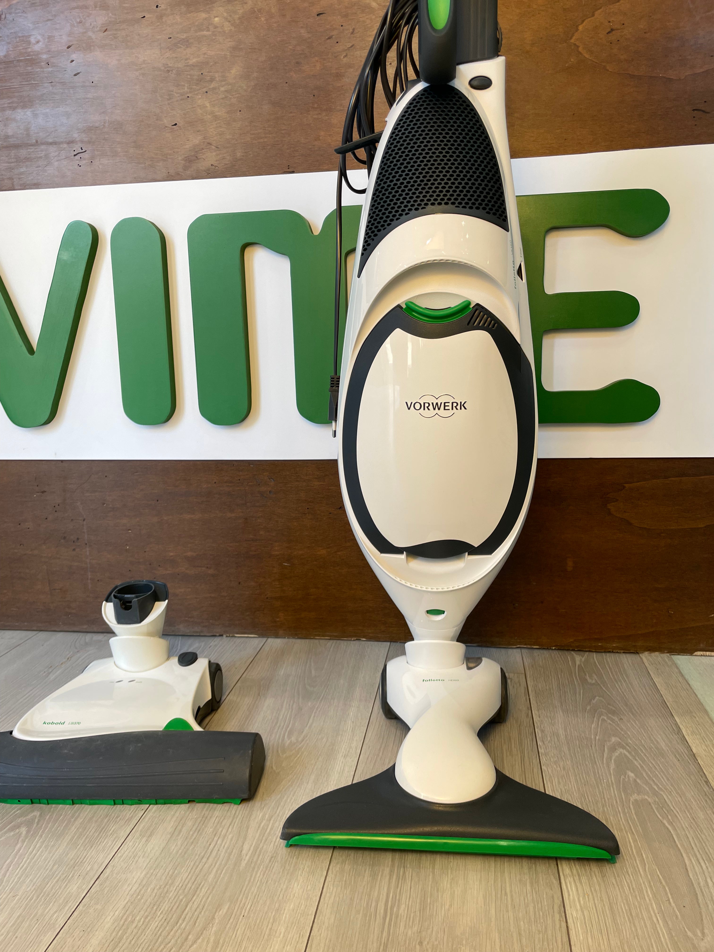 vorwerk aspirapolvere folletto vk150  battitappeto eb370